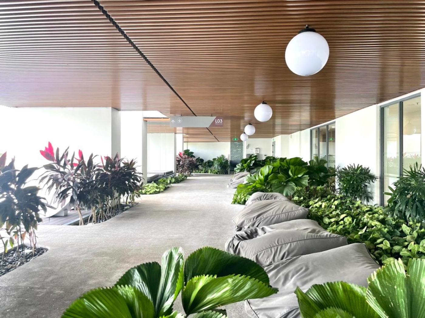 Compass One Building - Luxury Apartments Ap Phu Tho Exteriér fotografie